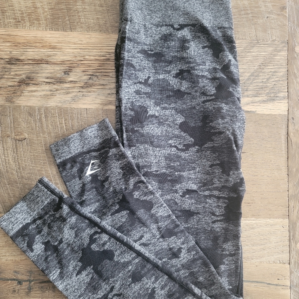 Gymshark seamless leggings (size Large)